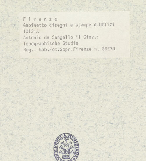 Rückseite von Gabinetto Fotografico della Soprintendenza alle Gallerie di Firenze [https://www.deutsche-digitale-bibliothek.de/content/lizenzen/rv-ez/] Rom, Aufnahme des Gebiets westlich des Castel Sant'Angelo - , bh367698_recto. Foto.