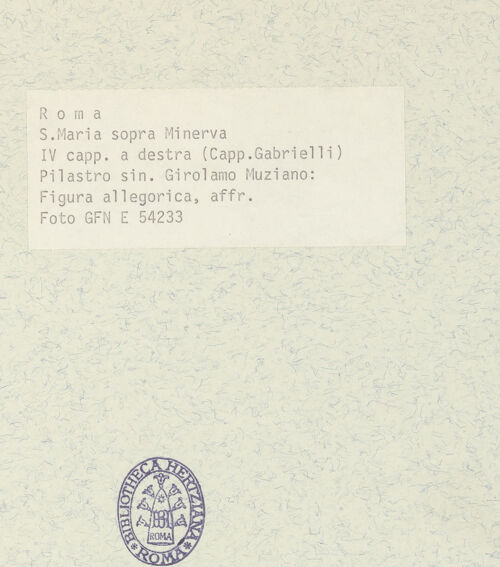 Rückseite von ICCD [https://www.deutsche-digitale-bibliothek.de/content/lizenzen/rv-ez/] Innendekoration: Szenen aus dem leben Christi, Evangelisten, Sibyllen und ProphetenEingangsarkade: Bildfelder und Bogenlaibung mit Darstellungen von Propheten - Eingangsarkade: Bogenlaibung; Detail: Bildfeld mit Rückenakt, bh368639_recto. Foto.