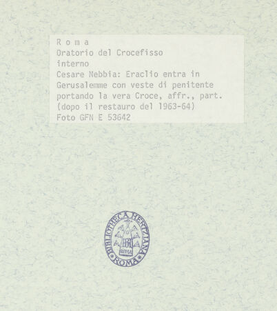 Rückseite von ICCD [https://www.deutsche-digitale-bibliothek.de/content/lizenzen/rv-ez/] Szenen aus der Geschichte des heiligen Kreuzes und des OratoriumsHeraclius trägt das Kreuz im Büßergewand nach Jerusalem - Detail; nach der Restaurierung von 1963-64, bh369388_recto. Foto.