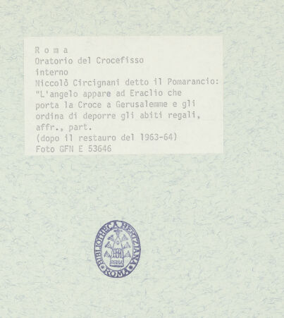 Rückseite von ICCD [https://www.deutsche-digitale-bibliothek.de/content/lizenzen/rv-ez/] Szenen aus der Geschichte des heiligen Kreuzes und des OratoriumsEin Engel erscheint Kaiser Heraclius beim Einzug nach Jerusalem - Detail; nach der Restaurierung 1963-1964, bh369399_recto. Foto.