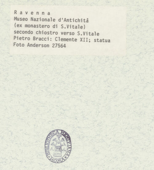 Rückseite von Alinari [https://www.deutsche-digitale-bibliothek.de/content/lizenzen/rv-ez/] Complesso Monumentale di San VitaleZweiter Kreuzgang - Ansicht von Nordwesten, bh376032_recto. Foto.