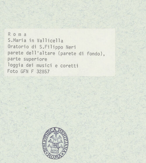 Rückseite von ICCD [https://www.deutsche-digitale-bibliothek.de/content/lizenzen/rv-ez/] Santa Maria in VallicellaOratorio di San Filippo NeriSala Borromini - Altarwand, Detail: Empore mit Orgel, bh378144_recto. Foto.