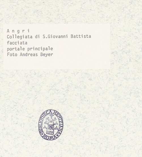 Rückseite von Beyer, Andreas [https://www.deutsche-digitale-bibliothek.de/content/lizenzen/rv-fz/] San Giovanni Battista - Hauptportal, bh379367_recto. Foto: Beyer, Andreas.