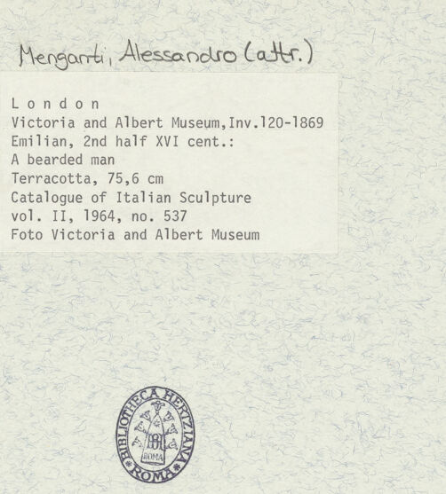 Rückseite von Victoria and Albert Museum [https://www.deutsche-digitale-bibliothek.de/content/lizenzen/rv-ez/] Portraitbüste - , bh385233_recto. Foto.