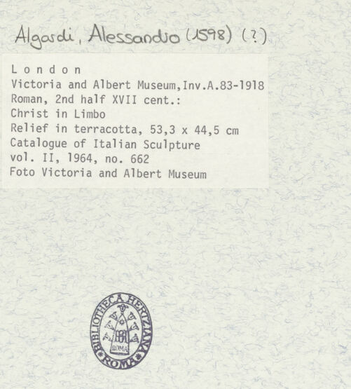 Rückseite von Victoria and Albert Museum [https://www.deutsche-digitale-bibliothek.de/content/lizenzen/rv-ez/] Weibliche Figur - , bh385271_recto. Foto.