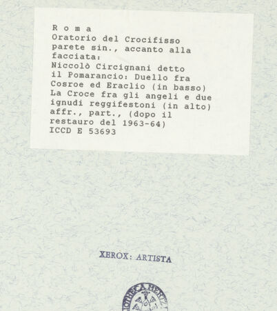 Rückseite von ICCD [https://www.deutsche-digitale-bibliothek.de/content/lizenzen/rv-ez/] Szenen aus der Geschichte des heiligen Kreuzes und des OratoriumsDuell zwischen Heraclius und Chosrau - gesamt mit Bekrönung; nach der Restaurierung von 1963-64, bh421417_recto. Foto.