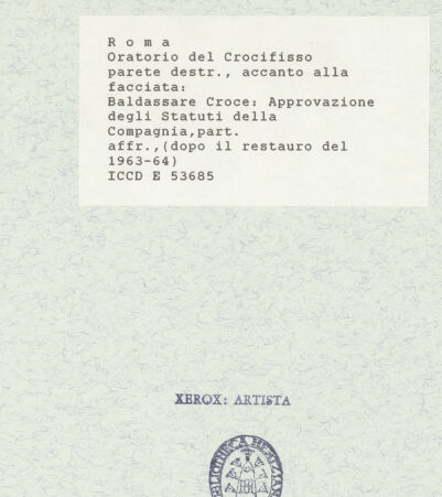 Rückseite von ICCD [https://www.deutsche-digitale-bibliothek.de/content/lizenzen/rv-ez/] Szenen aus der Geschichte des heiligen Kreuzes und des OratoriumsBestätigung der Statuten der Bruderschaft - Detail; nach der Restaurierung von 1963-64, bh421436_recto. Foto.