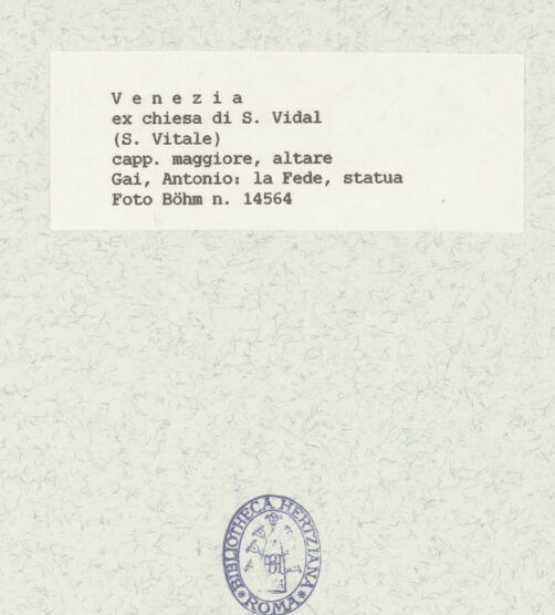 Rückseite von Böhm, Osvaldo [https://www.deutsche-digitale-bibliothek.de/content/lizenzen/rv-ez/] Fides - Gesamtansicht, seitlich, bh425708_recto. Foto.