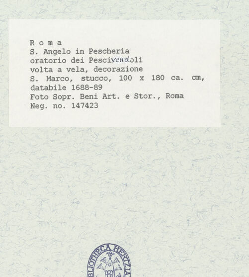 Rückseite von Sopr. BAS ROMA [https://www.deutsche-digitale-bibliothek.de/content/lizenzen/rv-ez/] Stichkappen der Decke des Oratoriums: verschiedene Heilige, Kirchenväter und EvangelistenMarkus - Gesamtaufnahme, bh444660_recto. Foto.