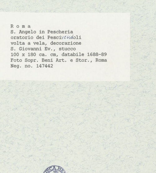 Rückseite von Sopr. BAS ROMA [https://www.deutsche-digitale-bibliothek.de/content/lizenzen/rv-ez/] Stichkappen der Decke des Oratoriums: verschiedene Heilige, Kirchenväter und EvangelistenJohannes - Gesamtaufnahme, bh444664_recto. Foto.