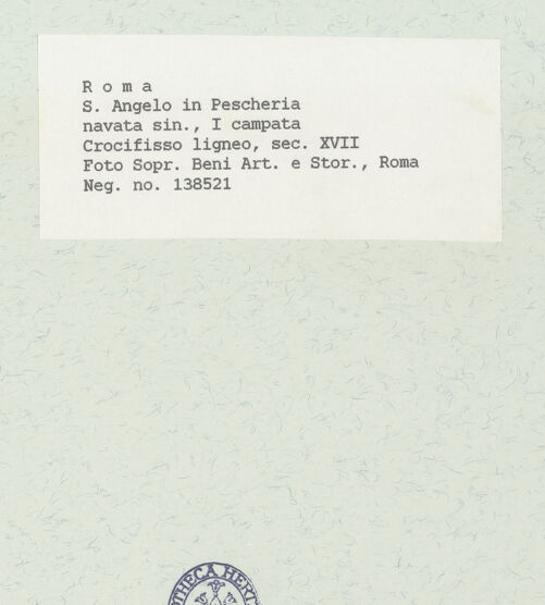 Rückseite von Sopr. BAS ROMA [https://www.deutsche-digitale-bibliothek.de/content/lizenzen/rv-ez/] Altare del Crocefisso; KreuzaltarDer Gekreuzigte - Gesamtaufnahme; Seitenansicht, bh444680_recto. Foto.