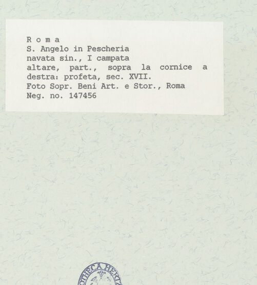 Rückseite von Sopr. BAS ROMA [https://www.deutsche-digitale-bibliothek.de/content/lizenzen/rv-ez/] Altare del Crocefisso; KreuzaltarPropheten  in der Altarbekrönung - rechter Prophet, bh444682_recto. Foto.