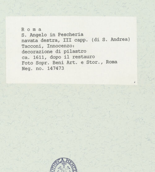 Rückseite von Sopr. BAS ROMA [https://www.deutsche-digitale-bibliothek.de/content/lizenzen/rv-ez/] Wand- und Deckenmalereien in der AndreaskapellePilasterdekoration; Szenen aus dem Leben der Heiligen Franziskus und Franziska; Putti - Pilaster zum Mittelschiff hin rechts des Kapelleneingangs: gesamt, bh444701_recto. Foto.