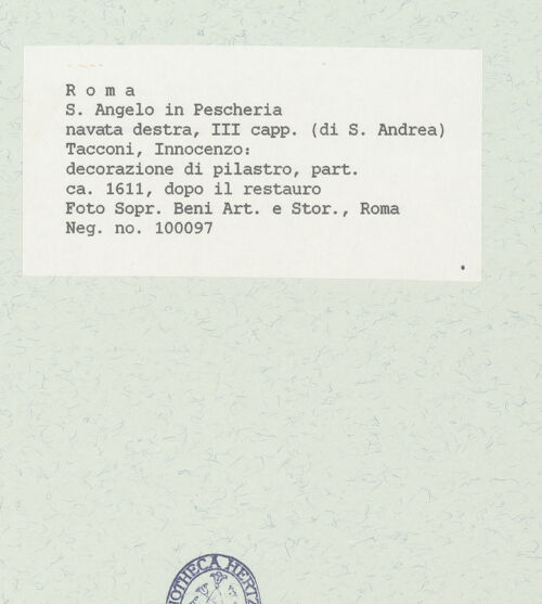 Rückseite von Sopr. BAS ROMA [https://www.deutsche-digitale-bibliothek.de/content/lizenzen/rv-ez/] Wand- und Deckenmalereien in der AndreaskapellePilasterdekoration; Szenen aus dem Leben der Heiligen Franziskus und Franziska; Putti - Pilaster zum Mittelschiff hin rechts des Kapelleneingangs: Franziskus heilt einen Besessenen, bh444715_recto. Foto.