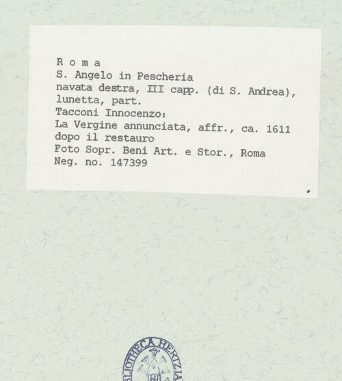 Rückseite von Sopr. BAS ROMA [https://www.deutsche-digitale-bibliothek.de/content/lizenzen/rv-ez/] Wand- und Deckenmalereien in der AndreaskapelleFresken der Lünette: Verkündigung - Lünette links des Fensters: Verkündigungsmadonna, bh444719_recto. Foto.