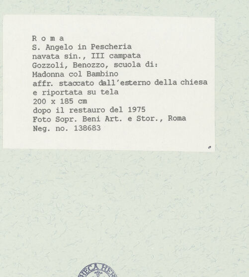 Rückseite von Sopr. BAS ROMA [https://www.deutsche-digitale-bibliothek.de/content/lizenzen/rv-ez/] Madonna mit Engeln - Detail: Engel rechts der Madonna, bh444725_recto. Foto.