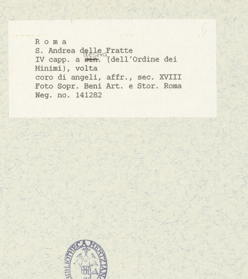 Rückseite von Sopr. BAS ROMA [https://www.deutsche-digitale-bibliothek.de/content/lizenzen/rv-ez/] Engel mit Krone, Palmzweig, Olivenzweig und Tafel mit der Aufschrift Charitas - Gesamtansicht, bh445291_recto. Foto.