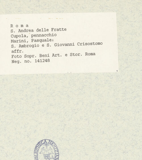 Rückseite von Sopr. BAS ROMA [https://www.deutsche-digitale-bibliothek.de/content/lizenzen/rv-ez/] Lateinische und griechische KirchenväterDer heilige Ambrosius und Johannes Chrysostomus - Gesamtansicht, bh445304_recto. Foto.