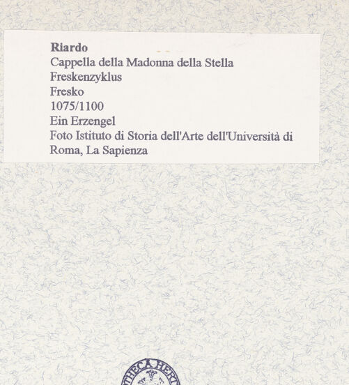 Rückseite von Istituto di Storia dell'Arte dell'Università di Roma, La Sapienza [https://www.deutsche-digitale-bibliothek.de/content/lizenzen/rv-ez/] WandbildzyklusThronende Madonna zwischen Heiligen - Erzengel Michael (vor der Restaurierung), bh445662_recto. Foto.