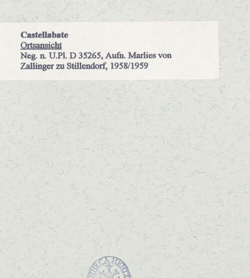 Rückseite von Bibliotheca Hertziana [https://www.deutsche-digitale-bibliothek.de/content/lizenzen/rv-fz/] Ansicht, bh452967_recto. Foto: Zallinger zu Stillendorf, Marlies von.