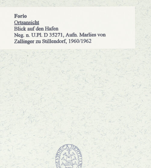 Rückseite von Bibliotheca Hertziana [https://www.deutsche-digitale-bibliothek.de/content/lizenzen/rv-fz/] Blick auf den Hafen, bh452971_recto. Foto: Zallinger zu Stillendorf, Marlies von.