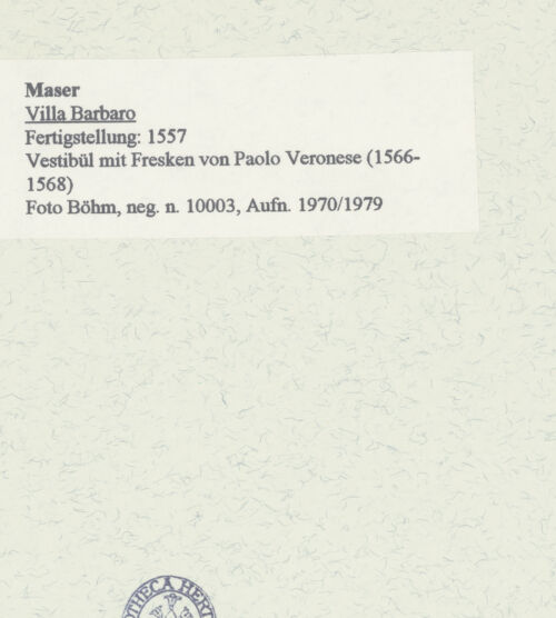 Rückseite von Böhm [https://rightsstatements.org/page/CNE/1.0/] Villa Barbaro - Vestibül mit Fresken von Paolo Veronese (1566-1568), bh453354_recto. Foto.