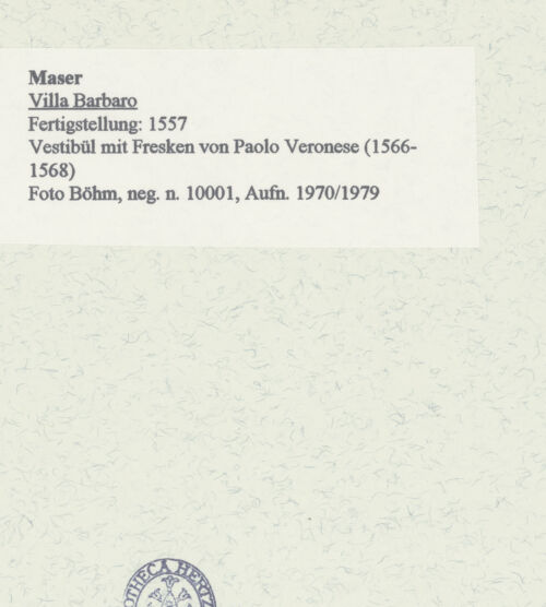 Rückseite von Böhm [https://rightsstatements.org/page/CNE/1.0/] Villa Barbaro - Vestibül mit Fresken von Paolo Veronese (1566-1568), bh453355_recto. Foto.