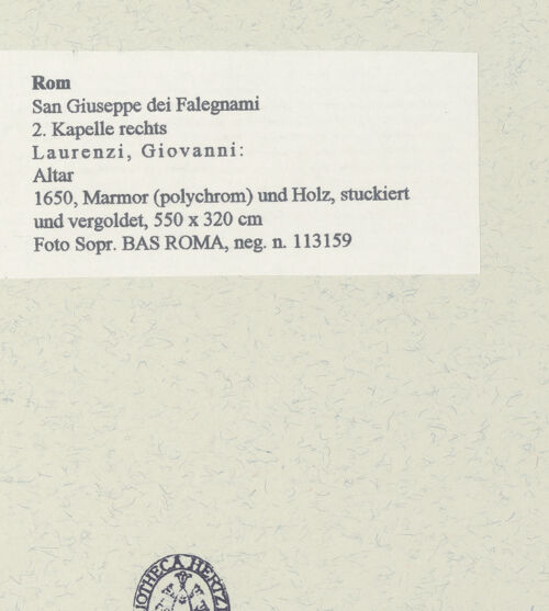 Rückseite von Sopr. BAS ROMA [https://www.deutsche-digitale-bibliothek.de/content/lizenzen/rv-ez/] Altar - , bh454507_recto. Foto.