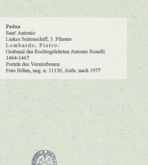 Rückseite von Böhm, Osvaldo [https://www.deutsche-digitale-bibliothek.de/content/lizenzen/rv-ez/] Grabmal des Rechtsgelehrten Antonio Roselli (gest. 1466)TotenkammerDer Verstorbene (Gisant) - Detail: Hände, bh455253_recto. Foto: Böhm, Osvaldo.