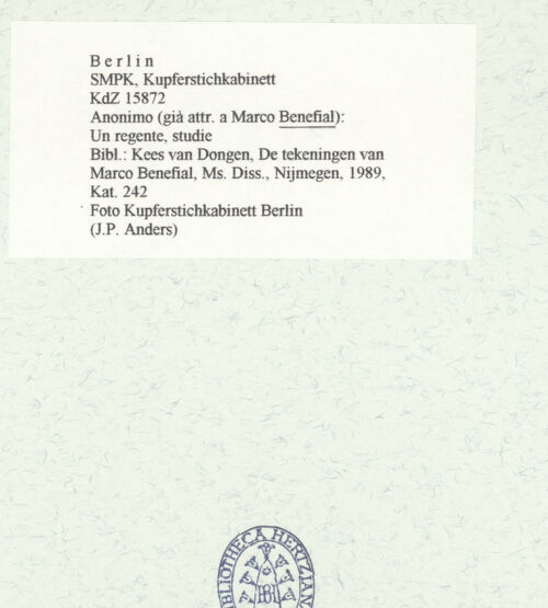 Rückseite von Kupferstichkabinett Berlin SMB-PK [https://www.deutsche-digitale-bibliothek.de/content/lizenzen/rv-ez/] Sitzender Mann in weitem Gewand mit Redegestus, in Seitenansicht nach links - , bh455672_recto. Foto: Anders, Jörg P..