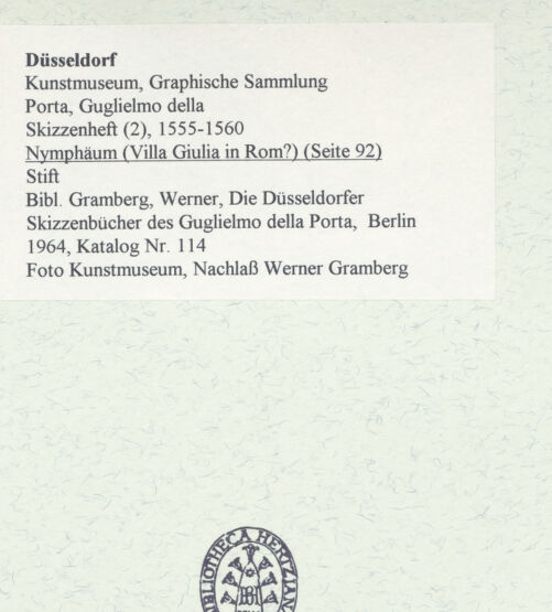 Rückseite von Museum Kunstpalast [https://www.deutsche-digitale-bibliothek.de/content/lizenzen/rv-ez/] L'arte del disegno, e le vivezze dell'ingegno di Guglielmo della Porta celebre scultore, et architetto ... (2 Bände)Zweiter (kleiner) Band mit zwei Skizzenbüchern und einem angefügten KonvolutDas zweite SkizzenheftSeite 92: Nymphäum (Villa Giulia in Rom?) - , bh455968_recto. Foto.
