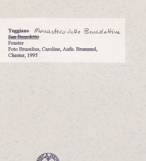 Rückseite von Bruzelius, Caroline [https://www.deutsche-digitale-bibliothek.de/content/lizenzen/rv-ez/] Monastero delle Benedettine - Fenster, bh456645_recto. Foto: Brummel, Chester.