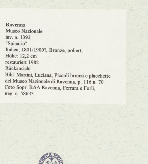 Rückseite von Sopr. BAA Ravenna, Ferrara e Forlì [https://www.deutsche-digitale-bibliothek.de/content/lizenzen/rv-ez/] "Spinario" - Rückansicht, bh456960_recto. Foto.