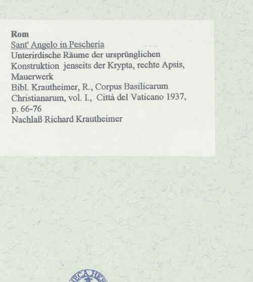 Rückseite von unbekannt [https://www.deutsche-digitale-bibliothek.de/content/lizenzen/rv-fz/] Sant'Angelo in PescheriaUnterirdische Strukturen jenseits der Krypta - rechte Apsis, Mauerwerk, bh458449_recto. Foto.