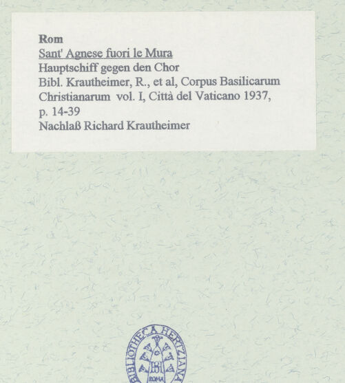 Rückseite von unbekannt [https://www.deutsche-digitale-bibliothek.de/content/lizenzen/rv-fz/] Sant'Agnese fuori le MuraInnenraumMittelschiff - Hauptschiff gegen den Chor, bh459379_recto. Foto.