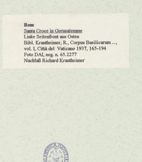 Rückseite von DAI [https://www.deutsche-digitale-bibliothek.de/content/lizenzen/rv-fz/] Santa Croce in Gerusalemme - Linke Seitenfront aus Osten, bh463017_recto. Foto.