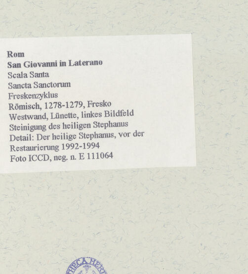 Rückseite von ICCD [https://www.deutsche-digitale-bibliothek.de/content/lizenzen/rv-ez/] FreskenzyklusSteinigung des heiligen Stephanus - Detail: Der heilige Stephanus, vor der Restaurierung 1992-1994, bh463694_recto. Foto.