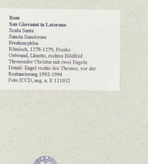 Rückseite von ICCD [https://www.deutsche-digitale-bibliothek.de/content/lizenzen/rv-ez/] FreskenzyklusThronender Christus mit zwei Engeln - Detail: Engel rechts des Thrones, vor der Restaurierung 1992 -1994, bh463727_recto. Foto.