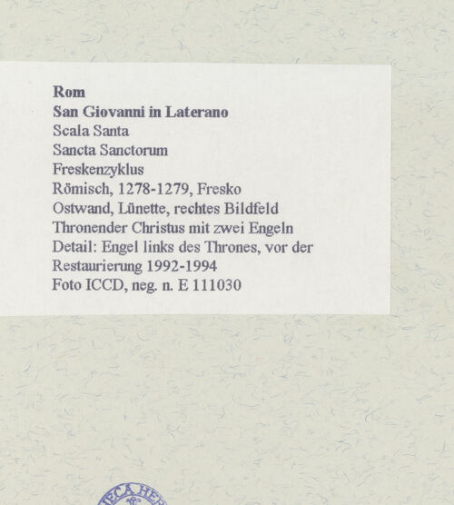Rückseite von ICCD [https://www.deutsche-digitale-bibliothek.de/content/lizenzen/rv-ez/] FreskenzyklusThronender Christus mit zwei Engeln - Detail: Engel links des Thrones, vor der Restaurierung 1992-1994, bh463729_recto. Foto.