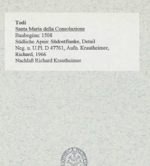 Rückseite von Bibliotheca Hertziana [https://www.deutsche-digitale-bibliothek.de/content/lizenzen/rv-fz/] Santa Maria della ConsolazioneSüdapsis - Südostflanke, Detail, bh465537_recto. Foto: Krautheimer, Richard.