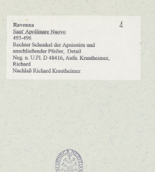 Rückseite von Bibliotheca Hertziana [https://www.deutsche-digitale-bibliothek.de/content/lizenzen/rv-fz/] Säulen der Arkaden - Rechter Schenkel der Apsisstirn und anschließender Pfeiler, Detail, bh465859_recto. Foto: Krautheimer, Richard.