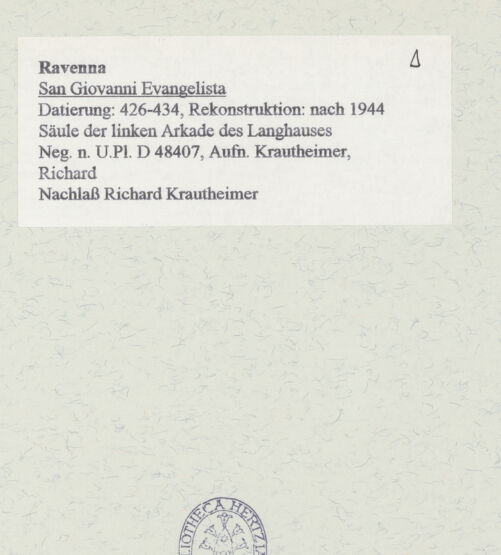 Rückseite von Bibliotheca Hertziana [https://www.deutsche-digitale-bibliothek.de/content/lizenzen/rv-fz/] San Giovanni EvangelistaInnenraum - Säule der linken Arkade des Langhauses, bh465860_recto. Foto: Krautheimer, Richard.