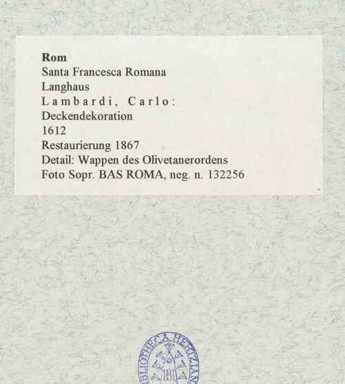 Rückseite von Sopr. BAS ROMA [https://www.deutsche-digitale-bibliothek.de/content/lizenzen/rv-ez/] Detail: Wappen des Olivetanerordens, bh466871_recto. Foto.