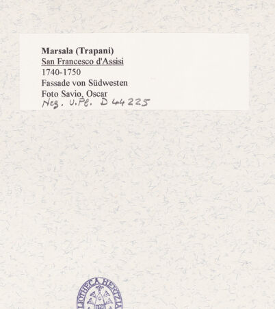 Rückseite von Bibliotheca Hertziana [https://www.deutsche-digitale-bibliothek.de/content/lizenzen/rv-fz/] San Francesco d'Assisi - Fassade von Südwesten, bh468606_recto. Foto: Savio, Oscar.