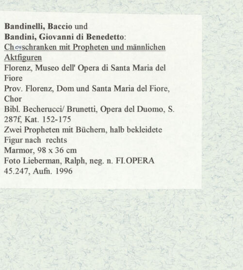 Rückseite von Lieberman, Ralph [https://www.deutsche-digitale-bibliothek.de/content/lizenzen/rv-ez/] Chorschranken mit Propheten und männlichen AktfigurenZwei Propheten mit Büchern, halb bekleidete Figur nach rechts - , bh469513_recto. Foto.