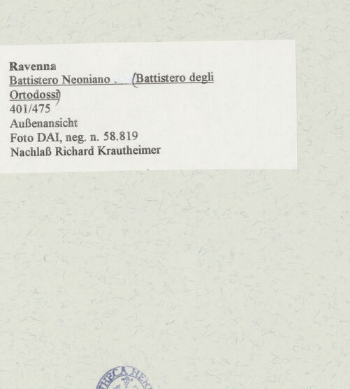 Rückseite von DAI [https://www.deutsche-digitale-bibliothek.de/content/lizenzen/rv-ez/] Baptisterium der Orthodoxen - Ansicht von Osten, bh471517_recto. Foto.