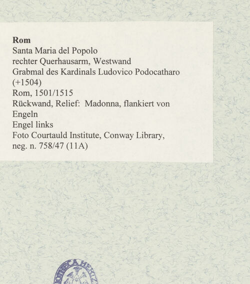 Rückseite von Courtauld Institute, Conway Library [https://www.deutsche-digitale-bibliothek.de/content/lizenzen/rv-ez/] Grabmal des Kardinals Ludovico Podocatharo (+1504)Rückwand, Relief: Madonna. flankiert von Engeln - Engel links, bh474152_recto. Foto.