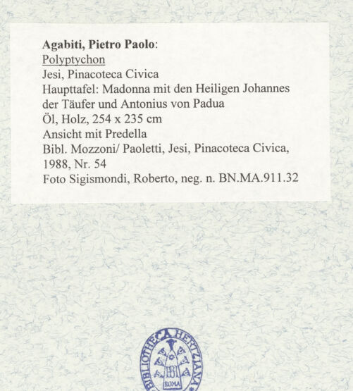 Rückseite von Sigismondi, Roberto [https://www.deutsche-digitale-bibliothek.de/content/lizenzen/rv-fz/] PolyptychonHaupttafel: Madonna mit den Heiligen Johannes der Täufer und Antonius von Padua - Ansicht mit Predella, bh477048_recto. Foto: Sigismondi, Roberto.