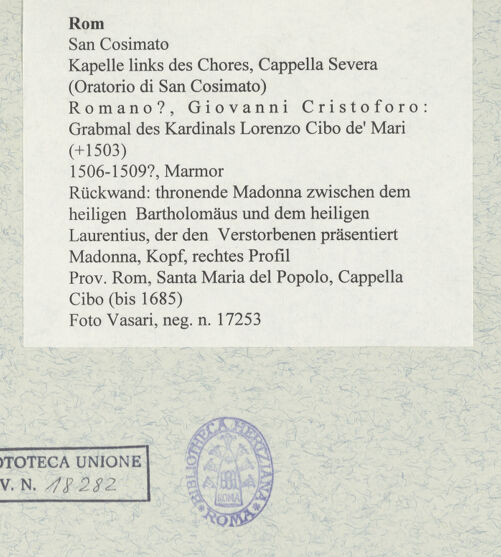 Rückseite von Vasari [https://www.deutsche-digitale-bibliothek.de/content/lizenzen/rv-ez/] Grabmal des Kardinals Lorenzo Cibo de' Mari (+1503)Rückwand: thronende Madonna zwischen dem heiligen Bartholomäus und dem heiligen Laurentius, der den Verstorbenen präsentiert - Madonna, Kopf, rechtes Profil, bh477531_recto. Foto.