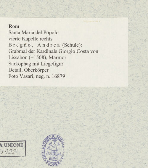 Rückseite von Vasari [https://www.deutsche-digitale-bibliothek.de/content/lizenzen/rv-fz/] Grabmal des Kardinals Giorgio Costa von Lissabon (+1508)Sarkophag mit Liegefigur - Detail, Oberkörper, bh477640_recto. Foto.